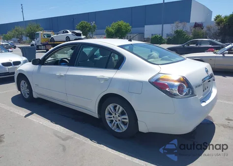 2011 Nissan Altima Hybrid from USA, damaged, VIN 1N4CL2AP0BC168241